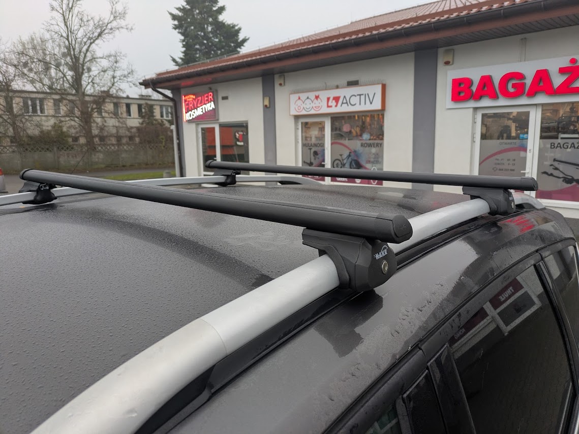 Bagażnik Hakr Aero Black Ford Kuga ? widok z góry