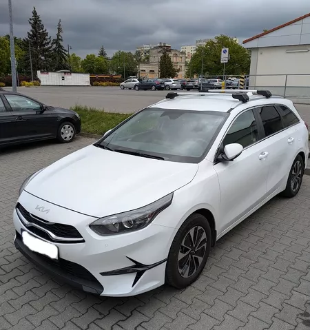 Montujemy bagażnik dachowy Mont Blanc Xplore na Kia Ceed SW