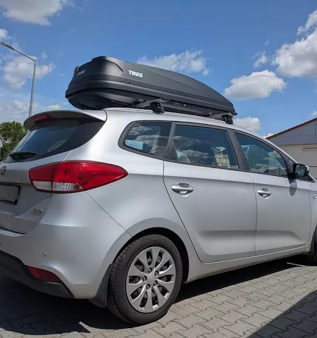 Montujemy box dachowy Thule Touring L Kia Carens