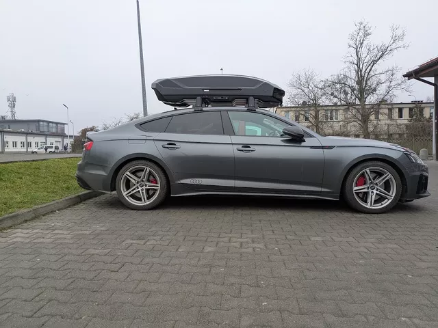 Montujemy Box dachowy Thule Motion 3 L do samochodu Audi A5 Sportback