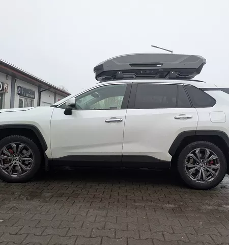 Montujemy Box dachowy Thule Motion 3 L do samochodu Toyota Rav 4