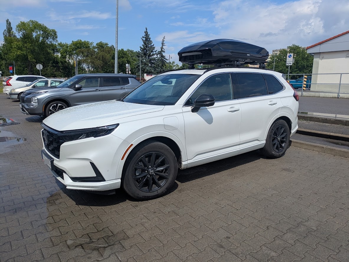 Dopasowanie boxa Thule Motion 3 L do Hondy CR-V VI 2023